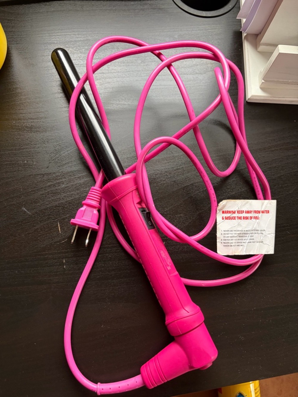 Hot Pink Curling Wand – Lightweight Ceramic Hair Curler